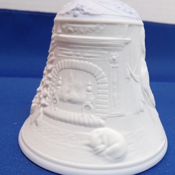 Lladro Christmas Bell 1998 Retired in Box C1598 - Picture 1 of 8